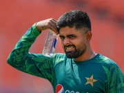 نیشنل اسٹیڈیم: افتتاحی تقریب میں بابر اعظم نے کراچی والوں سے کیا گلہ کیا؟