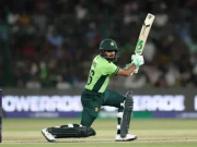 نیوزی لینڈ سے شکست پر شائقین نے بابر اعظم پر غصہ نکال دیا، سنگین الزامات