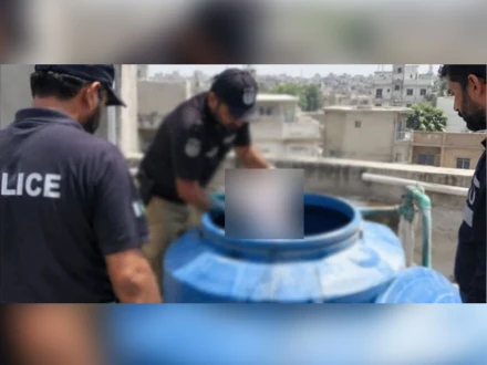 کراچی، پانی کی ٹنکی سے ڈھائی ماہ کی بچی کی لاش ملنے کا معمہ حل، قاتل چچا گرفتار