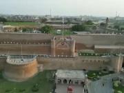 آئی ایس پی آر سمر انٹرنشپ؛ طلباء و طالبات کا قلعہ بالا حصار کا دورہ