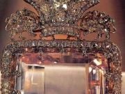 100 برس سے بند قیمتی جواہرات سے بھرے بینک والٹ کو کھولنے کا فیصلہ 