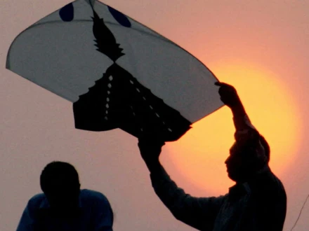 رنگ، روشنی اور امن کی شمعوں کے ساتھ بسنت کا شاندار اختتام، پتنگ بازی پر پابندی بحال