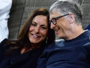 27 سال بعد اہلیہ کو طلاق دینے والے بل گیٹس نے اپنی گرل فرینڈ کے بارے میں بتا دیا 