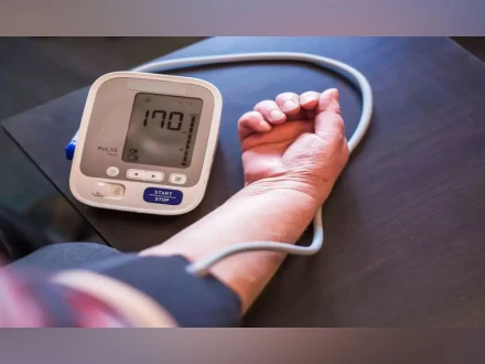 ہائی بلڈ پریشر دل اور دماغ کے لیے خطرہ، کیا احتیاط کی جائے؟