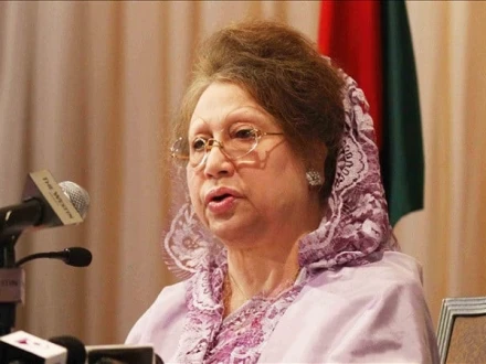 بنگلادیش؛ سابق وزیراعظم خالدہ ضیاء کی نماز جنازہ اور تدفین کا اعلان کردیا گیا 