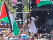 اسرائیلی فوج کیخلاف نعرے لگانے پر برطانوی گلوکاروں کے امریکی ویزے منسوخ