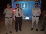 موٹروے پر دوران ڈرائیونگ رقم گننے والا بس ڈرائیور گرفتار، ویڈیو بھی سامنے آگئی