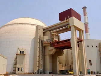 ایران کی جوہری تنصیب پر ممکنہ حملہ، روس نے عملے کے انخلا کا عندیہ دے دیا