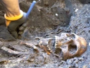 قدیم یورپیوں کا فتح کا جشن منانے کا وحشیانہ طریقہ