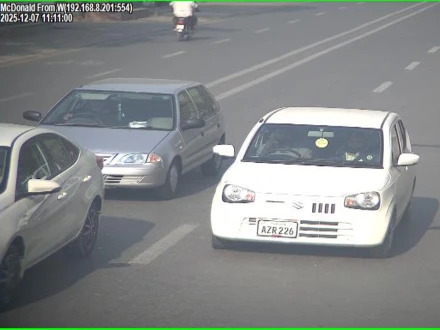 اسلام آباد سے لاہور گاڑی خریدنے آئے تین بھائی ڈیفنس میں لٹ گئے