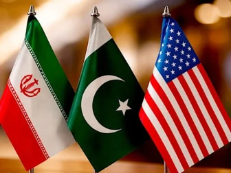 پاکستان دنیا کی بڑی جنگ رکوانے میں کامیاب ہوا،عائشہ خان