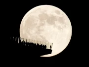 زمین اپنے گرد گھومنے والے ’دوسرے چاند‘ کو الوداع کہنے کو تیار