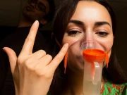 ہانیہ عامر کی طبیعت ناساز؛ ماسک لگائے تصویر سے تشویش کی لہر دوڑ گئی