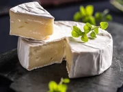 پنیر کی یہ قسم آپ کے لیے مفید ثابت ہوسکتی ہے!