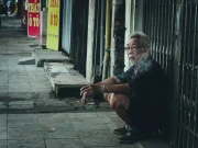 75 سالہ شخص اے آئی لڑکی کی محبت میں گرفتار، بیوی سے طلاق کا مطالبہ کردیا