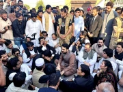 عمران خان سے ملنے نہ دینا عدلیہ کی بے بسی ہے، وزیراعلی کے پی سہیل آفریدی کا اڈیالہ روڈ پر دھرنا