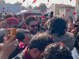 وزیراعلیٰ کے پی کا قافلہ لاہور پہنچ گیا