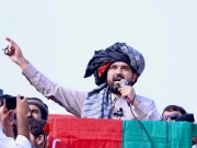 انتخابی عملے کو دھمکیاں دینے کا معاملہ: وزیراعلیٰ خیبرپختونخوا  الیکشن کمیشن میں پیش