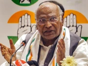 بھارتی چیف آف ڈیفنس کا اعترافی بیان؛ صدر کانگریس نے آپریشن سندور پرسوالات اٹھا دیے
