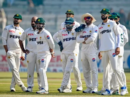 پاکستان کا دورہ ویسٹ انڈیز اور انگلینڈ کیلیے 17 رکنی ٹیسٹ اسکواڈ فائنل