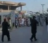 پشاور میں احتجاج کرنے والے یونیورسٹی طلباء پر سیکیورٹی گارڈز کی فائرنگ