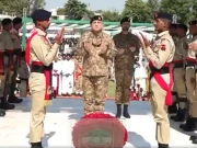  یوم دفاع و شہداء کے موقع پر پشاور میں یادگار شہداء پر پھول چڑھانے کی تقریب