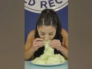 کم وقت میں 49 گرام کاٹن کینڈی کھانے کا ریکارڈ