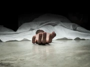 مردہ قرار دیا جانے والا شخص آخری رسومات کے دوران زندہ ہوگیا