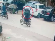 کراچی کے علاقے کلفٹن میں اوگرا کے ڈائریکٹر کو لوٹ لیا گیا