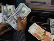  غیر قانونی کرنسی ایکسچینج میں ملوث 2 ملزمان گرفتار