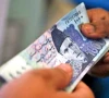 ’عیدی‘ لینے والے پولیس اہلکاروں کے خلاف بھیک مانگنے کے مقدمات درج