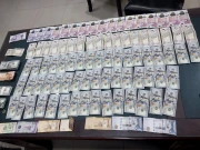 ایف آئی اے کی کارروائی؛ ڈالرز سمیت کروڑوں روپے مالیت کی غیر ملکی کرنسی برآمد