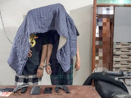 کراچی؛ لوٹ مار کی متعدد وارداتیں کرنے والے ڈکیت باپ بیٹا گرفتار