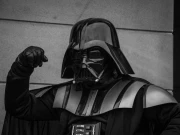 اسٹار وارز کے وِلن سے تعبیر کرنے پر خاتون کا کولیگ پر مقدمہ