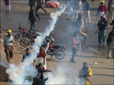 کسی جماعت کو سڑکیں بند کرنے کا اختیار نہیں، اسلام آباد ہائیکورٹ، پی ٹی آئی لانگ مارچ کے خلاف درخواست پر فیصلہ