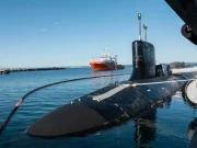 امریکی آبدوز مچھلیوں کے جال میں پھنس گئی