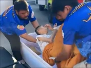 آخری رسومات کےلیے لائی گئی خاتون تابوت میں زندہ ہوگئی، ویڈیو وائرل