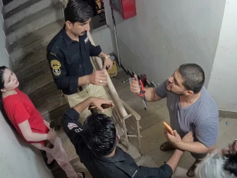 ڈیفنس تشدد واقعہ، متاثرہ بہن کو گرفتار کر کے 4 روز جیل میں رکھا جانے کا انکشاف