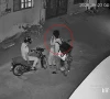 کراچی میں فوڈ ڈیلیوری بوائے کو لوٹ لیا گیا، ویڈیو سامنے آگئی