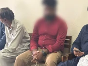 راولپنڈی؛ ڈینگی لاروا برآمد کرنیکی دھمکیاں دیکر بلیک میل، رشوت لینے والا سرکاری افسر گرفتار