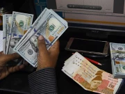 انٹربینک اور اوپن مارکیٹ میں ڈالر کے مقابلے میں روپے کی قدر میں مزید اضافہ