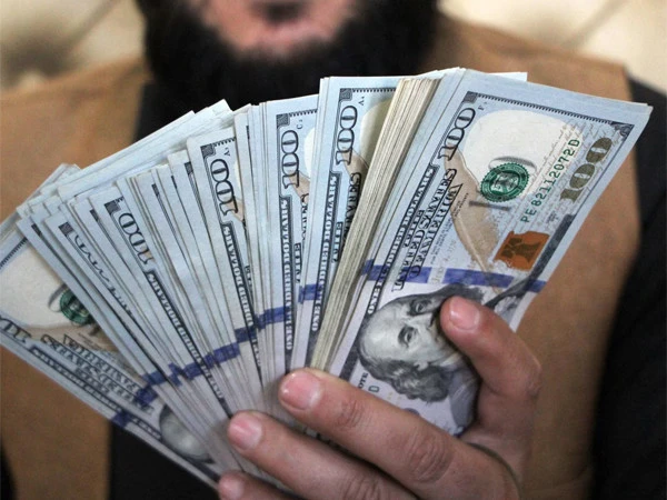 امریکا شہری نے ایک جیسے 50 ٹکٹوں پر 50 انعام جیت لیے