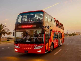 کراچی؛ ڈبل ڈیکر بس کا روٹ، ٹکٹ اور مسافروں کیلیے سہولیات کی تفصیلات سامنے آ گئیں