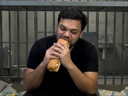 ڈکی بھائی ’’جیل کے کھانے‘‘ کے گُن گانے لگے، مداحوں کو بھی مشورہ دے ڈالا