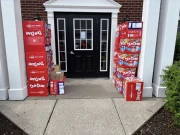 بچے نے اپنی ماں کے فون سے 70 ہزار لالی پاپ آرڈر کر دیے!