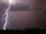 اندرون سندھ، تیز آندھی اور مٹی کے طوفان کی تباہی، 2 افراد ہلاک، متعدد علاقے متاثر