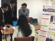 پاکستانی طالب علموں نے عمارتوں کی اندر راستہ بتا نے والی ایپ تیار کرلی