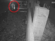 شہر قائد میں غفلت کی انتہا، کھلا نالہ ایک اور بزرگ کی جان لے گیا، ویڈیو وائرل