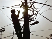 پیٹرول پمپ پر بجلی چوری؛ سیپکو اہلکاروں سمیت 7 ملزمان کیخلاف مقدمہ درج