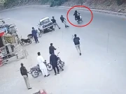 کراچی؛ مبینہ پولیس مقابلوں میں ڈکیت ہلاک، تین زخمی حالت میں گرفتار